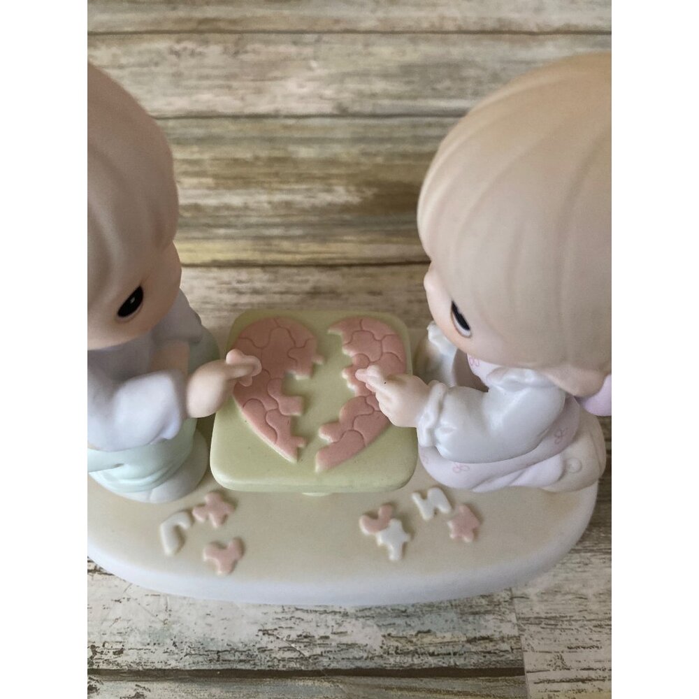 Precious Moments #525928 Let’s Put the Pieces Together 1997 Signed by Sam B - Picture 2 of 9